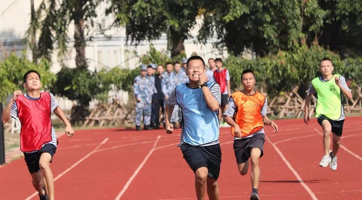 掌握足球运球折返跑技巧（在比赛中获得更多得分）