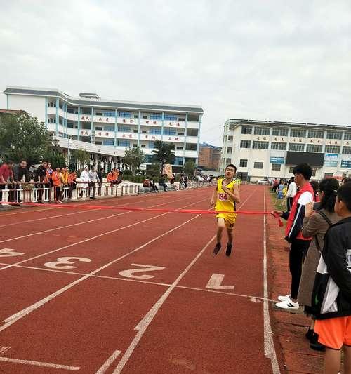 初中生短跑技巧教学（提高速度与节奏感的训练方法）