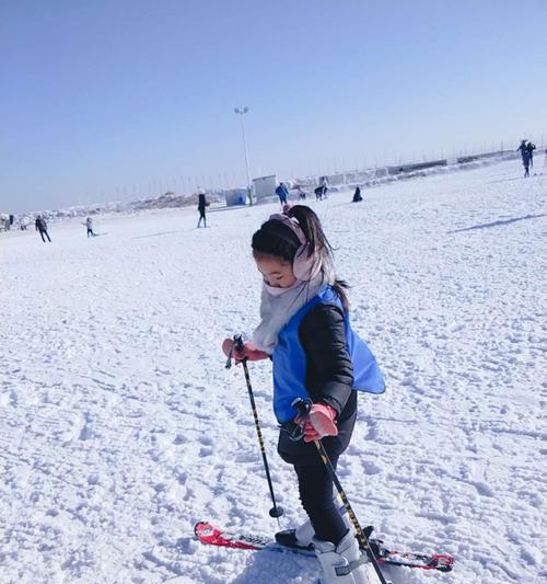 轻松掌握霞谷滑雪技巧（以光遇霞谷滑雪场为例，提升滑雪水平）