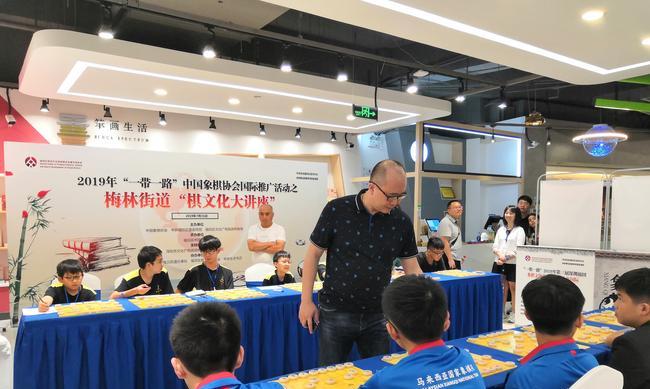 象棋开局技巧剖析（实战讲座带你提升开局技术水平）