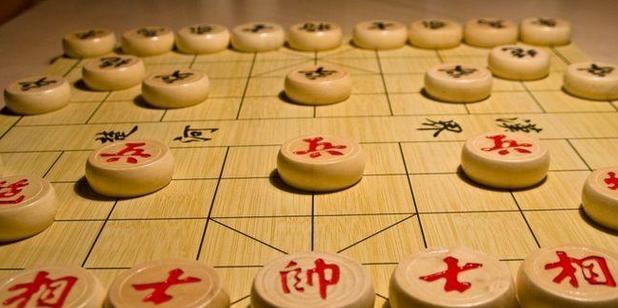 象棋小技巧剖析（精进棋艺从技巧入手）