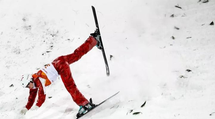 自由式滑雪空中技巧（飞跃惊险）