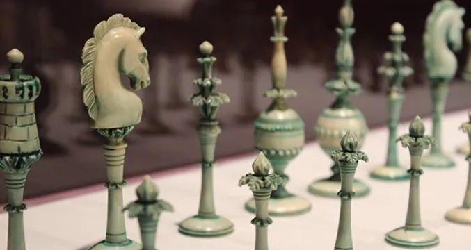 国王互换技巧（提升国际象棋竞技水平）