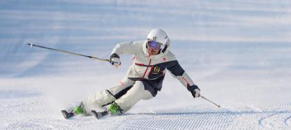 滑雪闭合式转弯技巧（学习闭合式转弯）