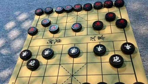 象棋弃炮相杀（高手必备技巧）