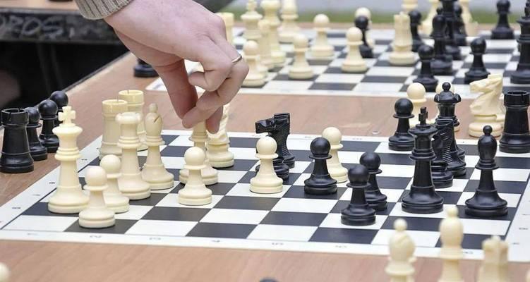 国际象棋大师的走棋技巧（从开局到残局）